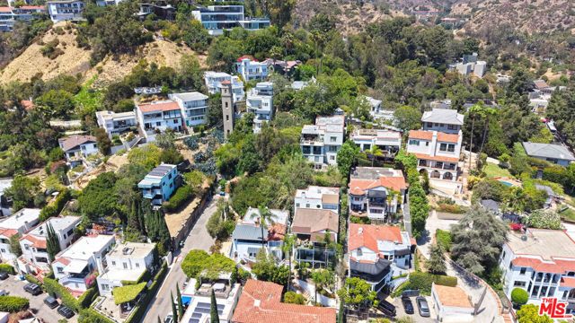 6855 Los Altos Place, Los Angeles, CA 90068