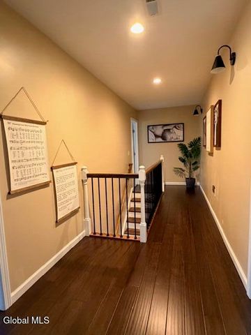 7 Harmon Road, Glenville, NY 12302