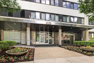 803 W 48th St #1106 Street 1106, Kansas City, MO 64112