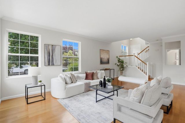 3 Shorebreeze Court, East Palo Alto, CA 94303
