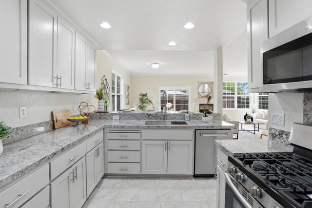 3 Shorebreeze Court, East Palo Alto, CA 94303