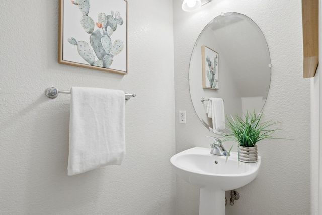 3 Shorebreeze Court, East Palo Alto, CA 94303