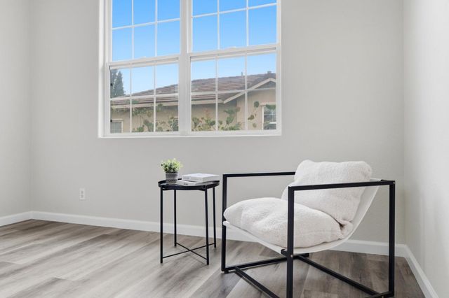 3 Shorebreeze Court, East Palo Alto, CA 94303