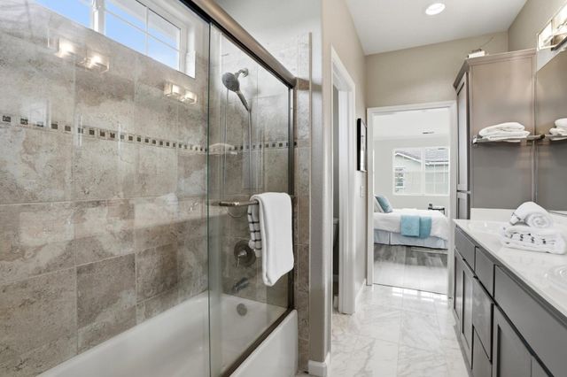 3 Shorebreeze Court, East Palo Alto, CA 94303