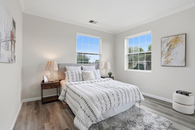 3 Shorebreeze Court, East Palo Alto, CA 94303
