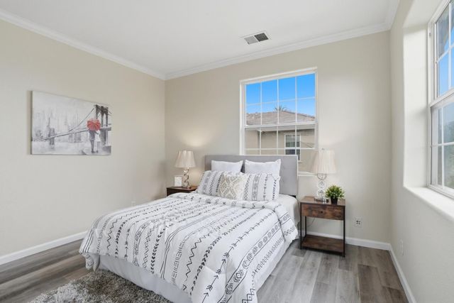 3 Shorebreeze Court, East Palo Alto, CA 94303