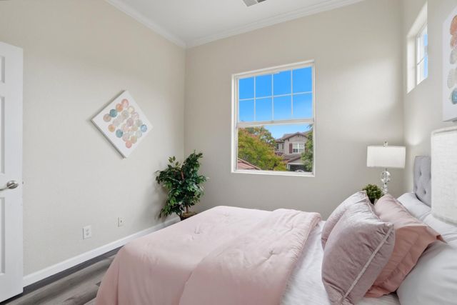 3 Shorebreeze Court, East Palo Alto, CA 94303