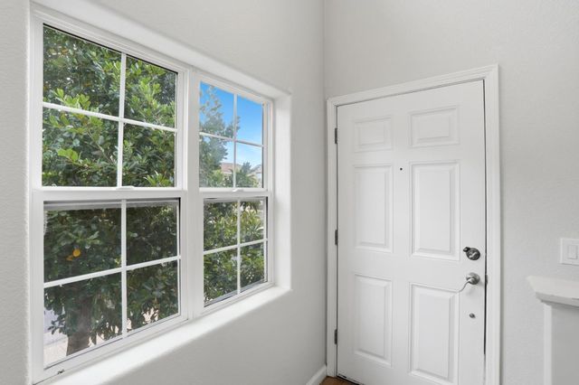 3 Shorebreeze Court, East Palo Alto, CA 94303