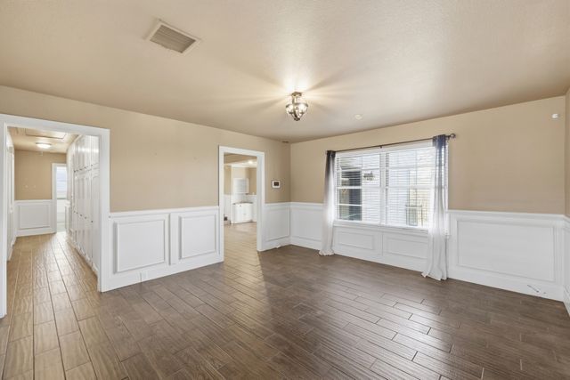 809 Cardinal Circle, Bedford, TX 76022