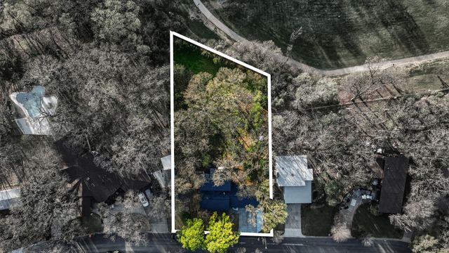 809 Cardinal Circle, Bedford, TX 76022