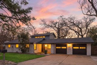 809 Cardinal Circle, Bedford, TX 76022