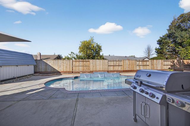 763 Adare Way, Galt, CA 95632