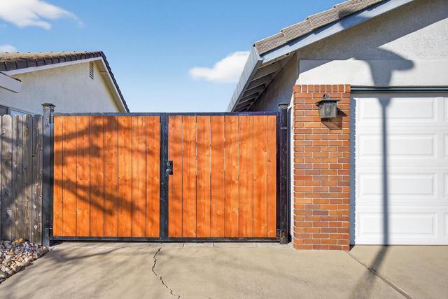 763 Adare Way, Galt, CA 95632