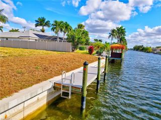 132 SE 24th ST, Cape Coral, FL 33990