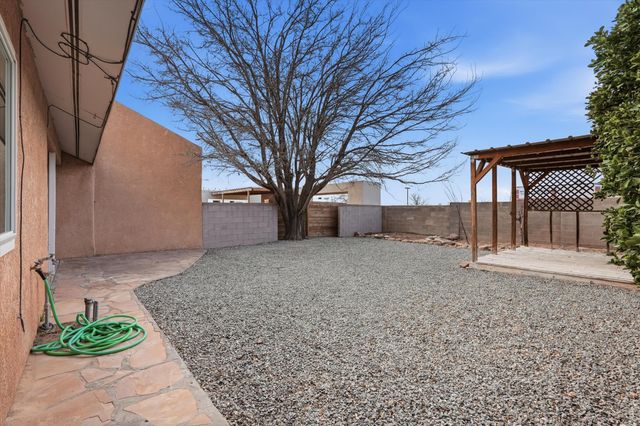 4608 Fairfax Drive NW, Albuquerque, NM 87114