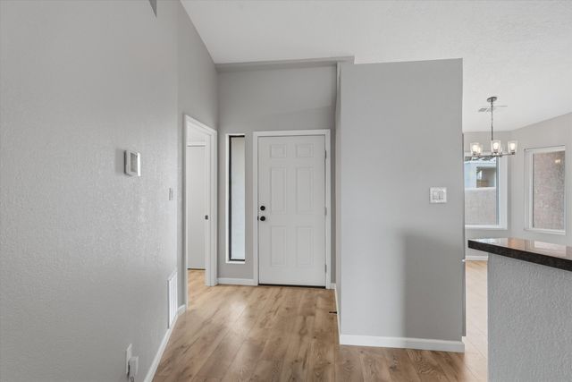 4608 Fairfax Drive NW, Albuquerque, NM 87114