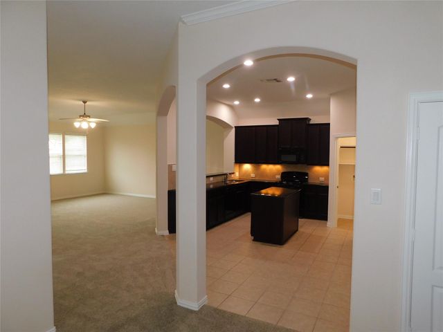 217 Harbor Bend Lane, League City, TX 77539