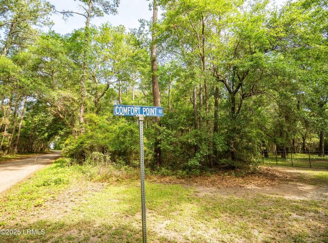 16 Comfort Point, St. Helena Island, SC 29920