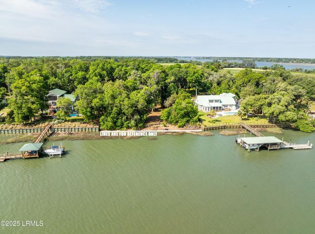 16 Comfort Point, St. Helena Island, SC 29920