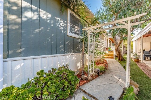 23777 Mulholland Highway 86, Calabasas, CA 91302