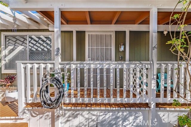 23777 Mulholland Highway 86, Calabasas, CA 91302