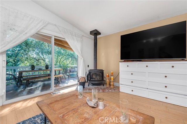 23777 Mulholland Highway 86, Calabasas, CA 91302