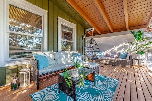 23777 Mulholland Highway 86, Calabasas, CA 91302