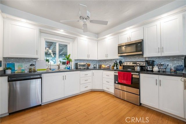 23777 Mulholland Highway 86, Calabasas, CA 91302