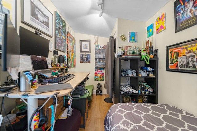 23777 Mulholland Highway 86, Calabasas, CA 91302