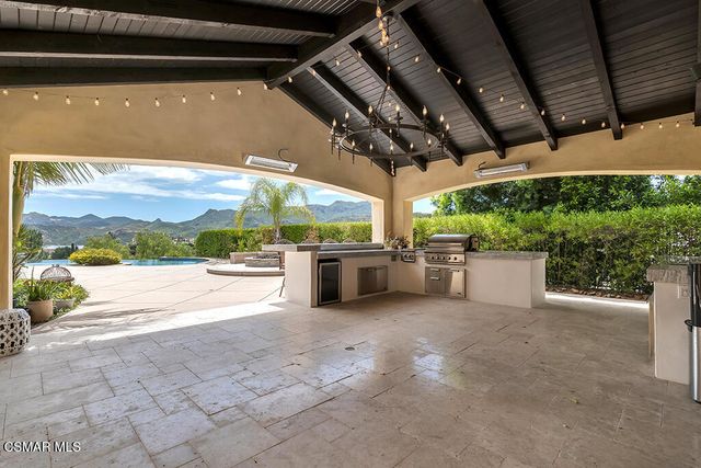 2076 Hillsbury Road, Westlake Village, CA 91361