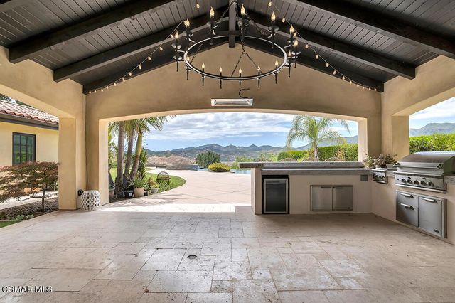 2076 Hillsbury Road, Westlake Village, CA 91361