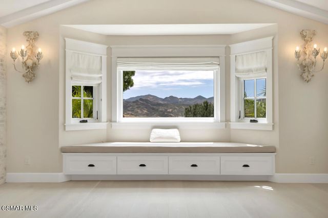 2076 Hillsbury Road, Westlake Village, CA 91361