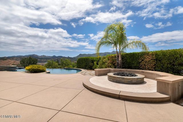 2076 Hillsbury Road, Westlake Village, CA 91361