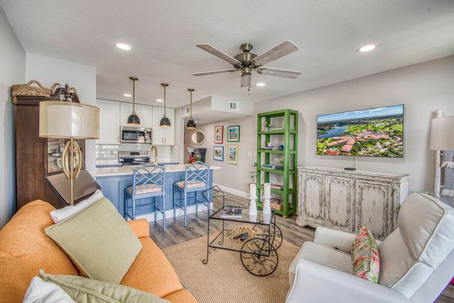 170 Cypress Point Drive, Palm Beach Gardens, FL 33418