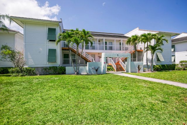 170 Cypress Point Drive, Palm Beach Gardens, FL 33418