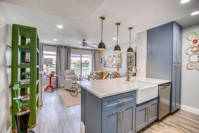 170 Cypress Point Drive, Palm Beach Gardens, FL 33418