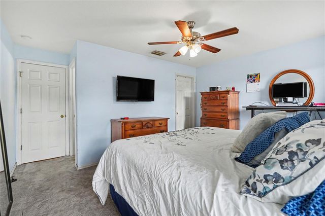 11917 MANGO GROVES BOULEVARD, Seffner, FL 33584