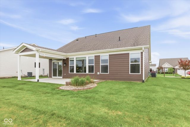 6320 W Cedar Chase Drive, Mccordsville, IN 46055