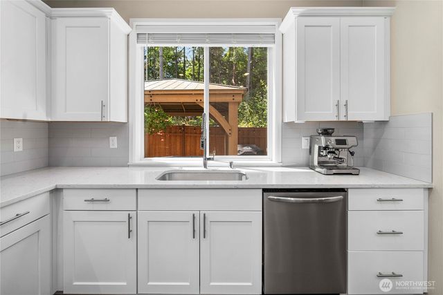 12948 186th Avenue E, Lake Tapps, WA 98391