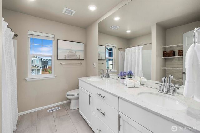 12948 186th Avenue E, Lake Tapps, WA 98391