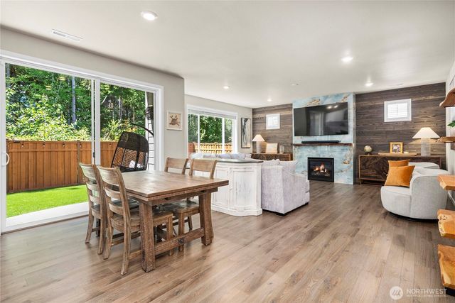 12948 186th Avenue E, Lake Tapps, WA 98391