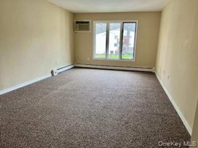 3 Hook Road 64G, Poughkeepsie, NY 12601
