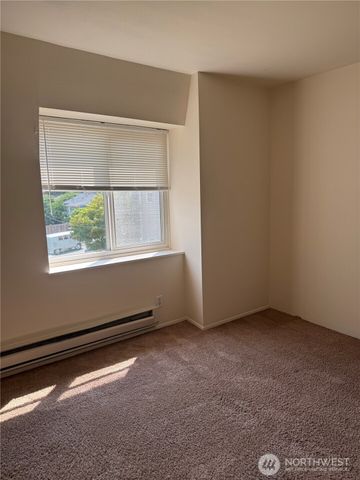 3910 NE 51st Street, Seattle, WA 98105