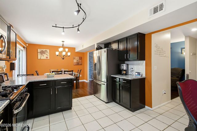 124 Yeoman Road, Manahawkin, NJ 08050