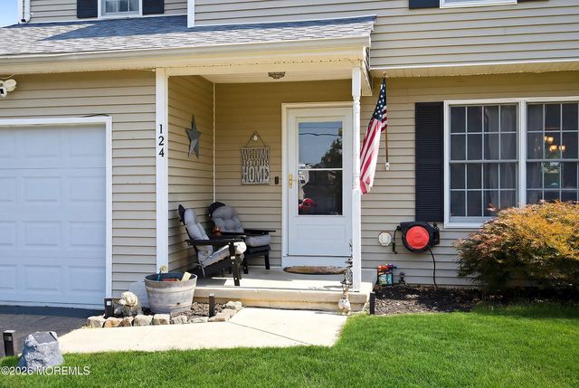 124 Yeoman Road, Manahawkin, NJ 08050