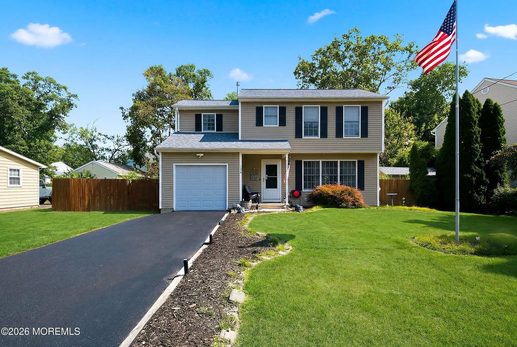 124 Yeoman Road, Manahawkin, NJ 08050