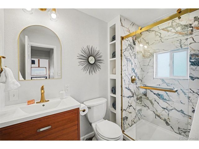 2582 Ingalls St, Edgewater, CO 80214