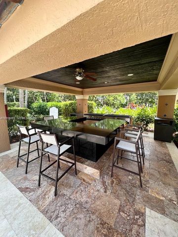 19655 E Country Club Dr 6106, Aventura, FL 33180