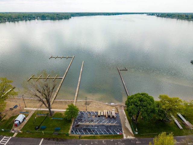 4061 S Boa Drive, Knox, IN 46534