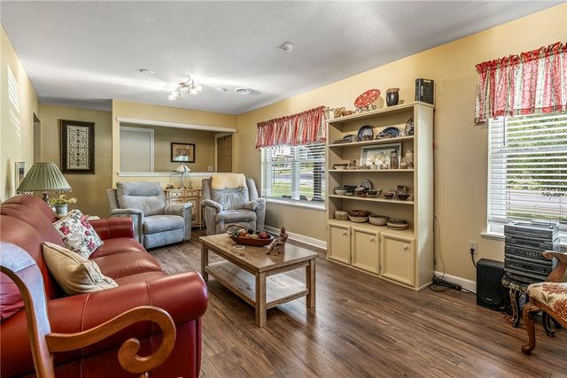 1848 Rolling Hills Drive, Fayetteville, AR 72703